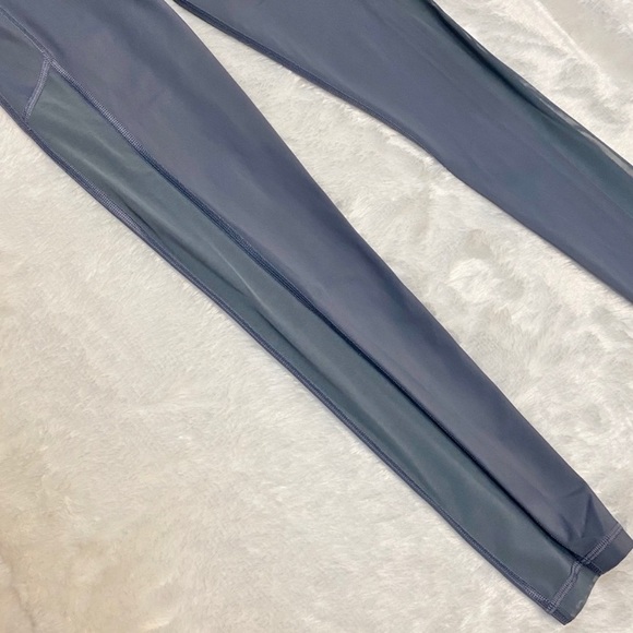 Victoria’s Secret Sport Leggings w/ Mesh Panels - Picture 3 of 5